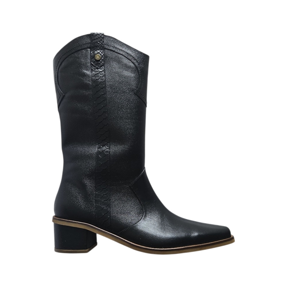 STIVALI Women's Black Leather Boot Size 12/12.5 brand new